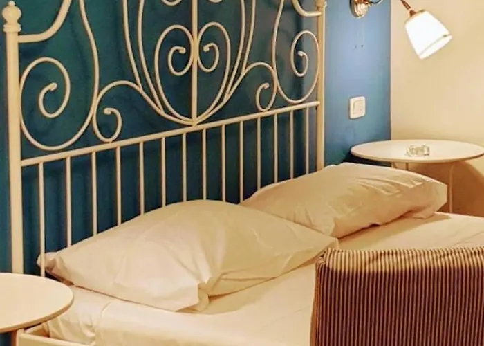 ベッド・アンド・ブレックファスト Stella Del Cilento Di Anna Botti 3*